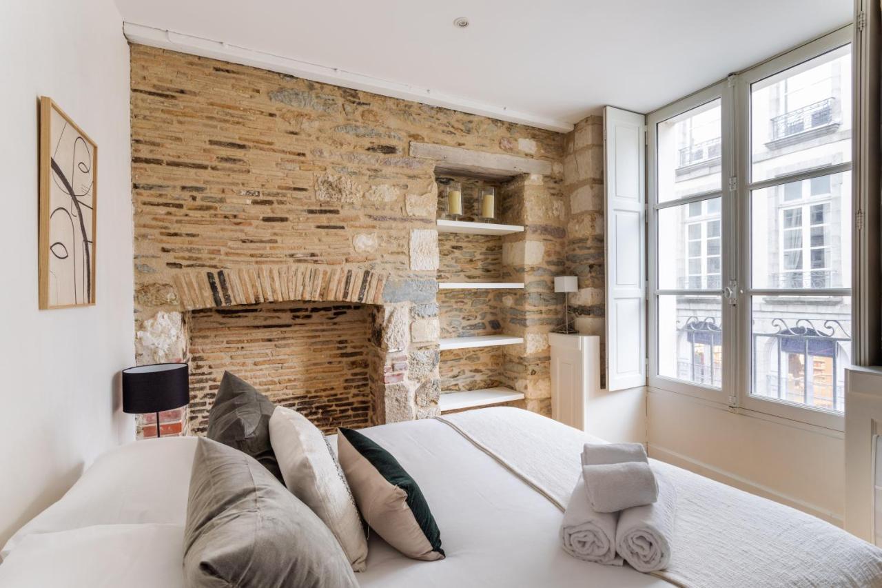 La Tourelle & L'Honore - 2 Appartements Dans Le Centre Historique De 雷恩 外观 照片