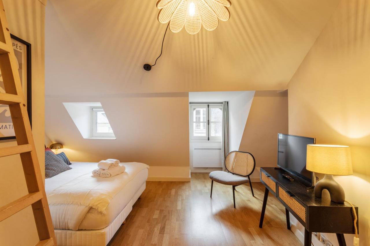 La Tourelle & L'Honore - 2 Appartements Dans Le Centre Historique De 雷恩 外观 照片